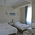 Deniz Nocleg ze śniadaniem